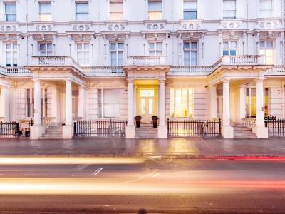 Hyde Park Executive Apartahotel