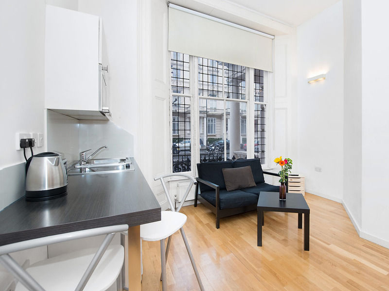 Hyde Park Executive Appart hôtel 4*