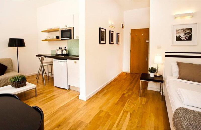 Hyde Park Executive Apartahotel