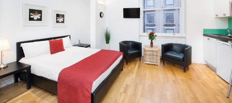 Hyde Park Executive Apartahotel 4*
